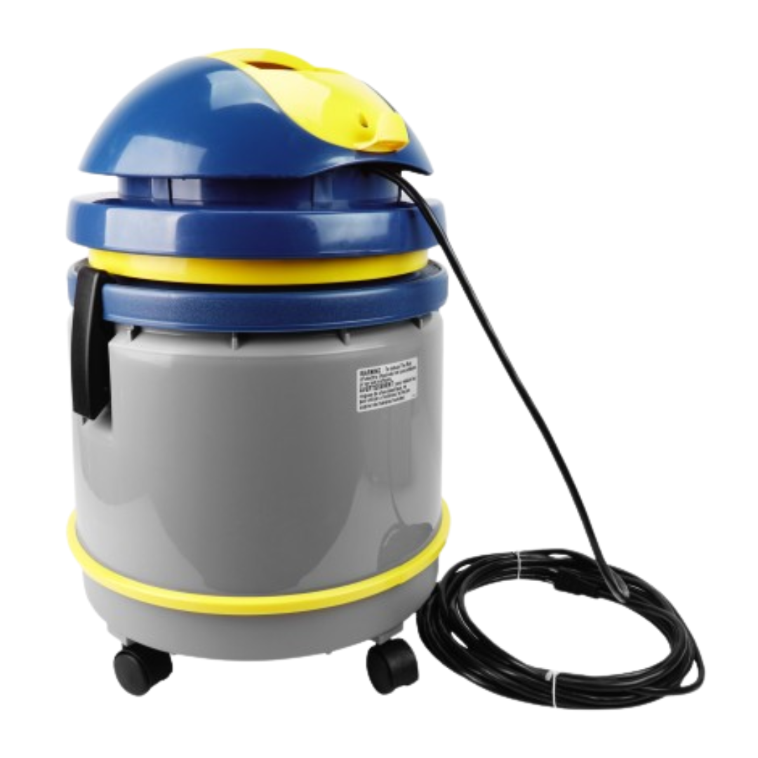 Aspirateur commercial Johnny Vac - capacité de 15 L (4 gal) - accessoires et sac en papier inclus - prise électrique intégrée - moteur 1000 W - roues pivotantes